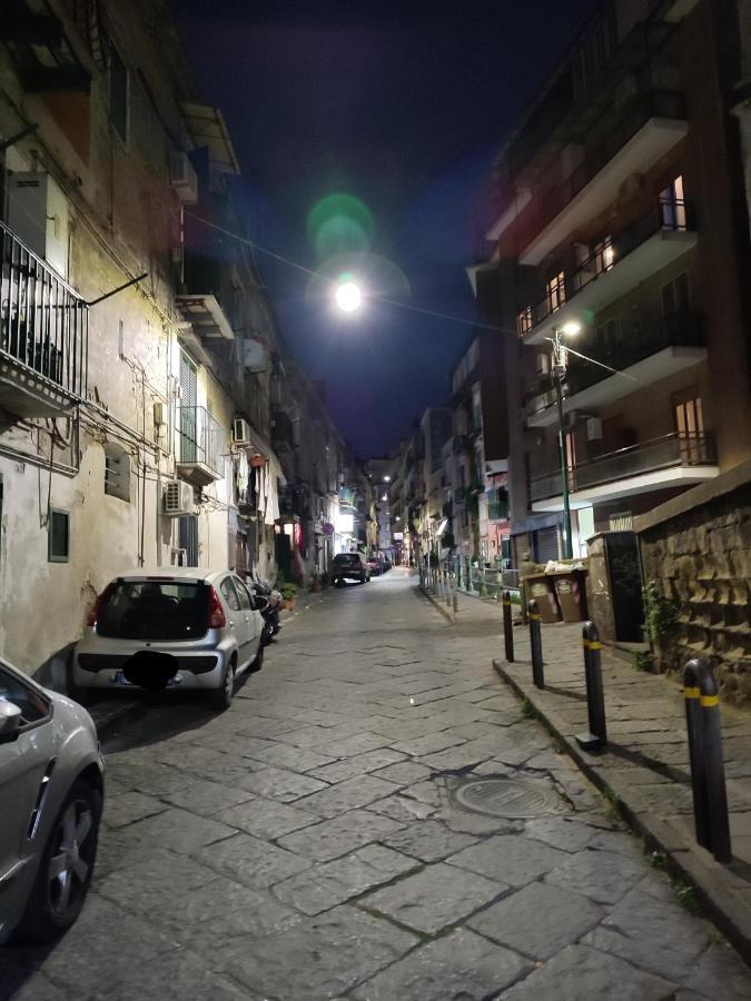 Casetta Al Vomero Napoli Bagian luar foto